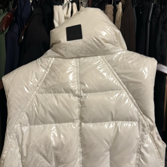 SAM Vest - Picture 5 of 6